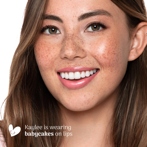 Sweet Kisses: Babycakes + Sweet Pea